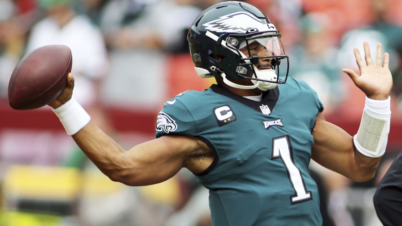 Jalen Hurts helps Eagles defense prepare for Ravens star Lamar