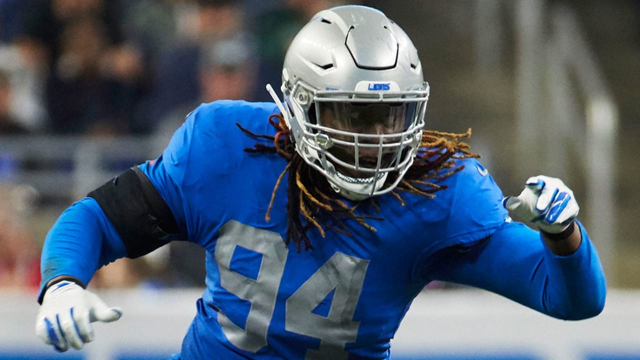 Ezekiel Ansah meets with Seattle Seahawks