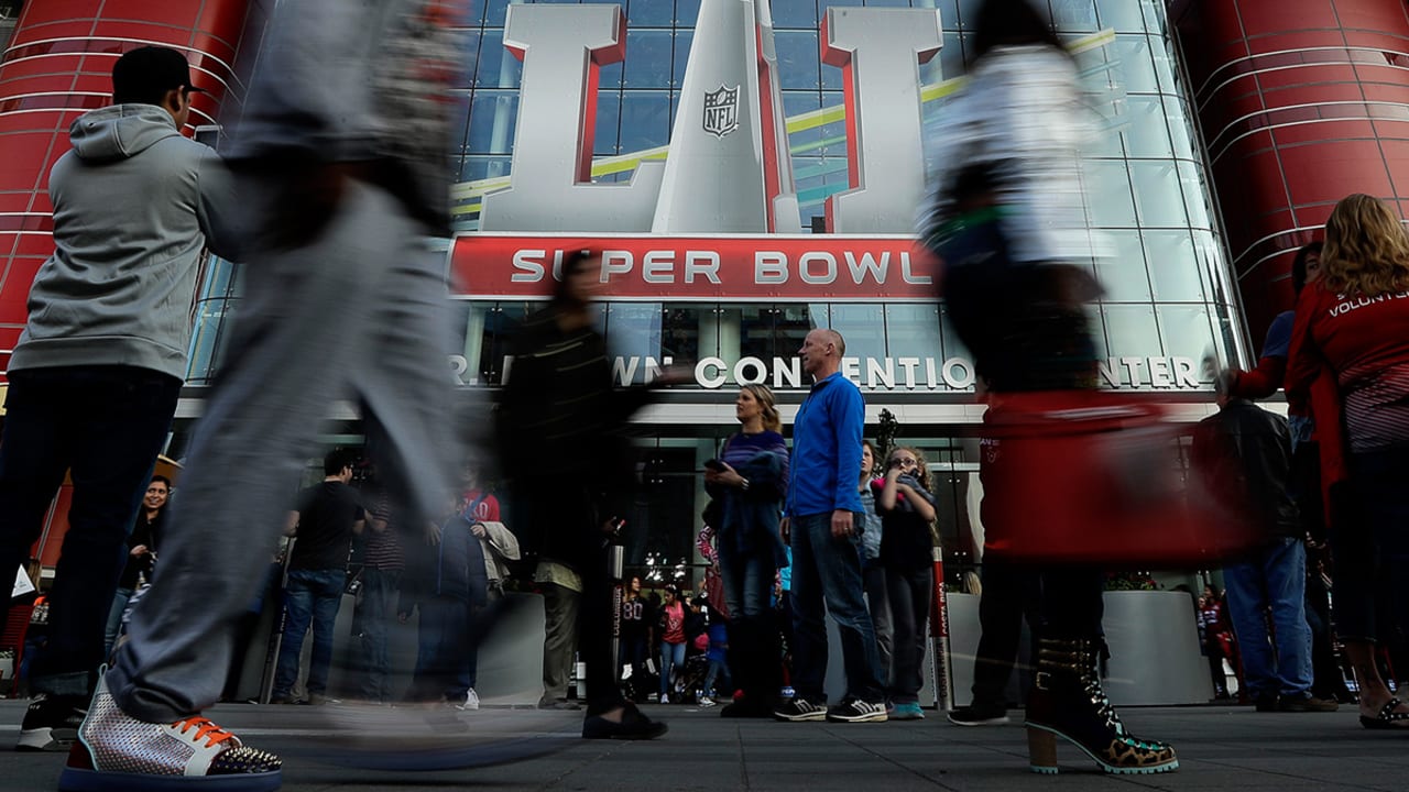 super-bowl-li-170204-sl.jpg