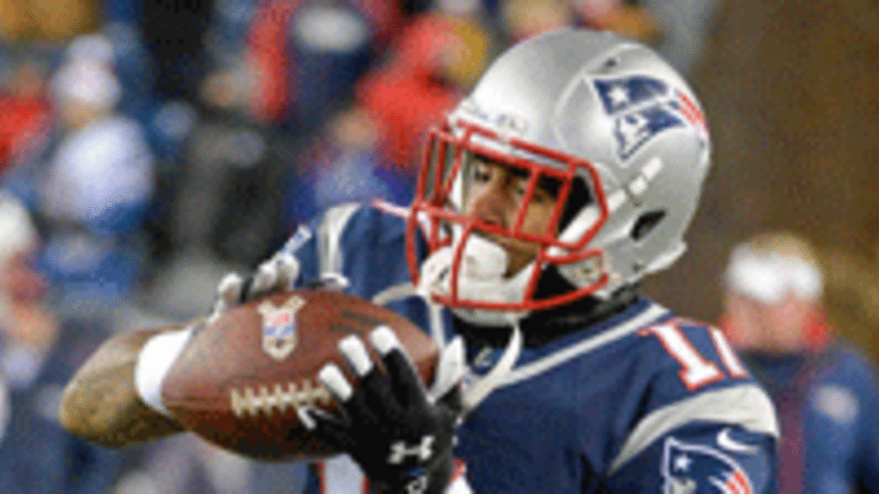 aaron-dobson-spot_140729.jpg