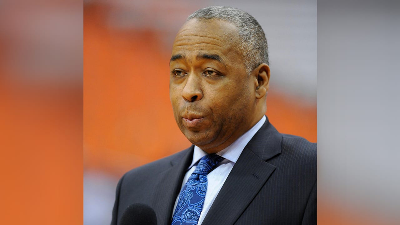 john-saunders-160810-spot.jpg