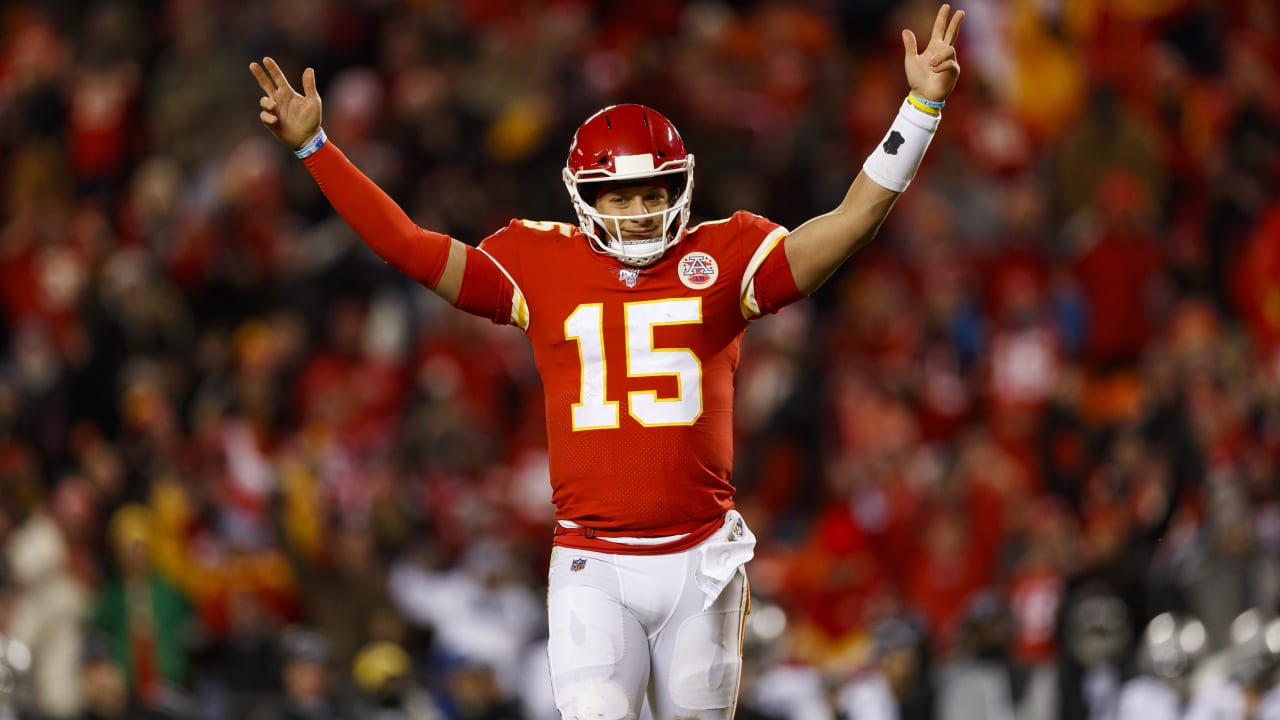 Chiefs Patrick Mahomes Agree To 10 Year 503m Extension