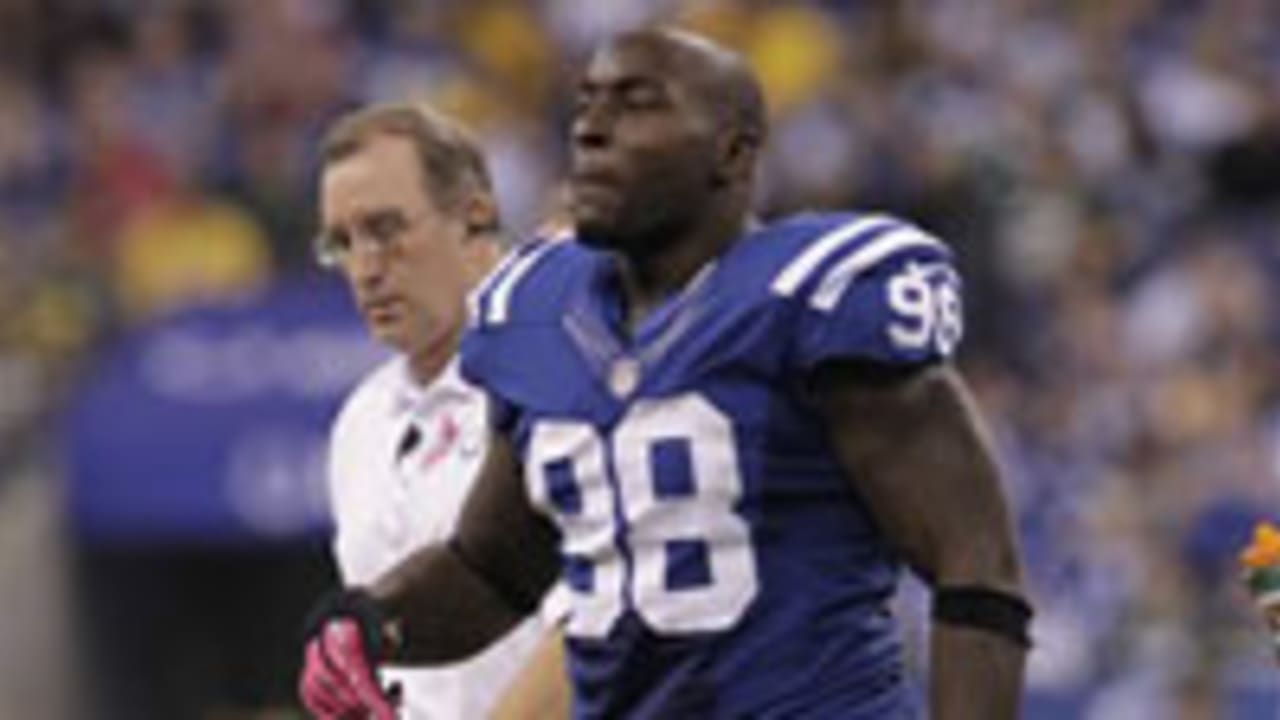 mathis_121102_spot.jpg