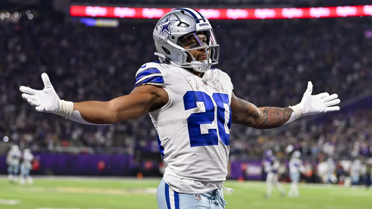 Tony Pollard paces Cowboys' backfield duo in win with 189 yards