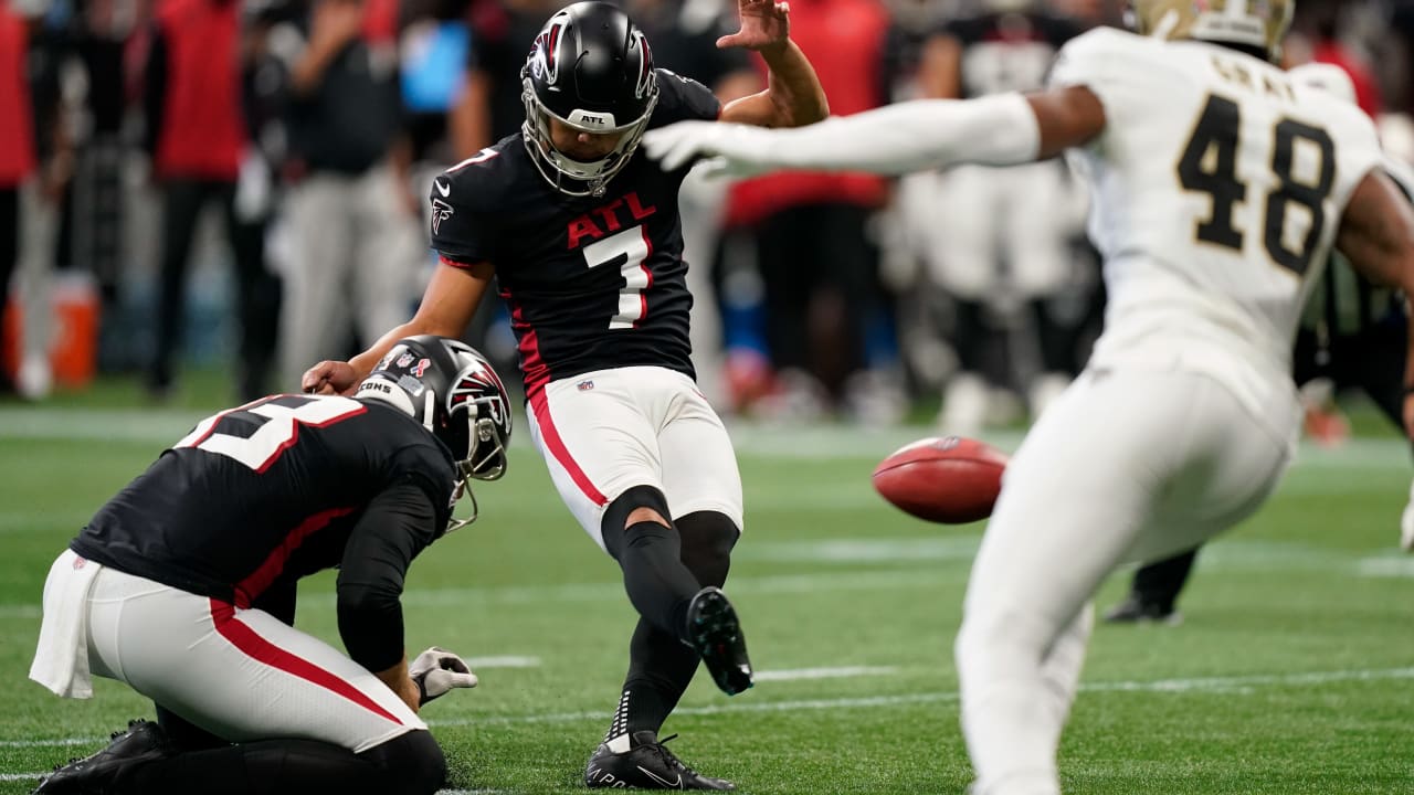 Atlanta Falcons kicker Younghoe Koo easily drills 54yard field goal