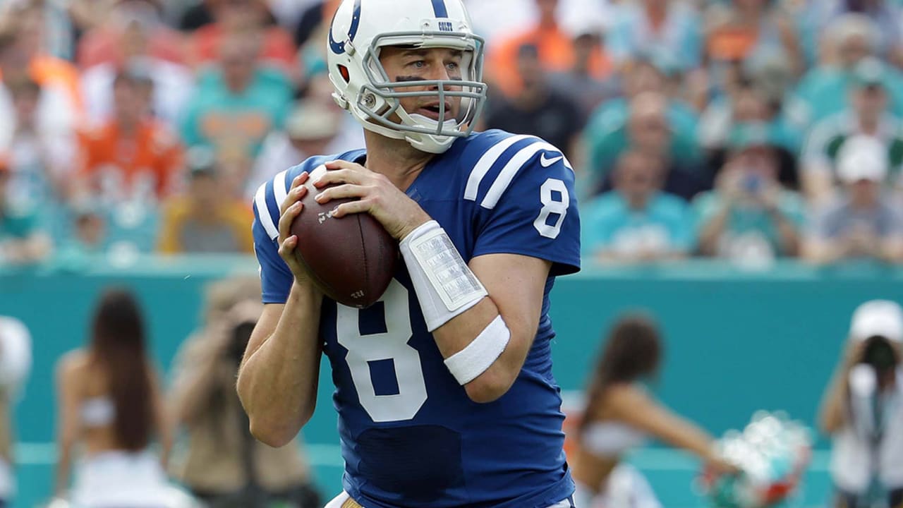 Hasselbeck-Matt-160211-SL.jpg