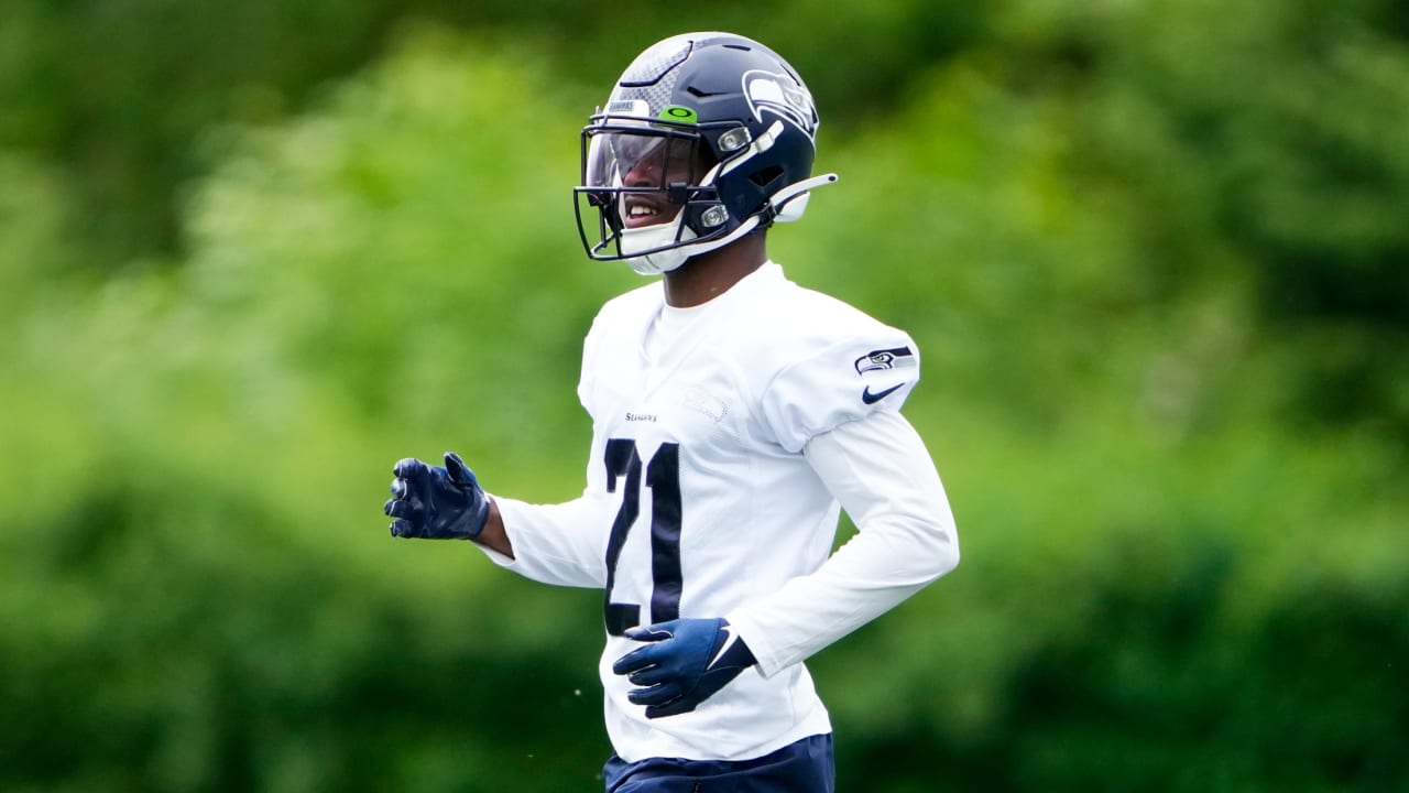 Seahawks, CB Devon Witherspoon agree to terms on rookie contract