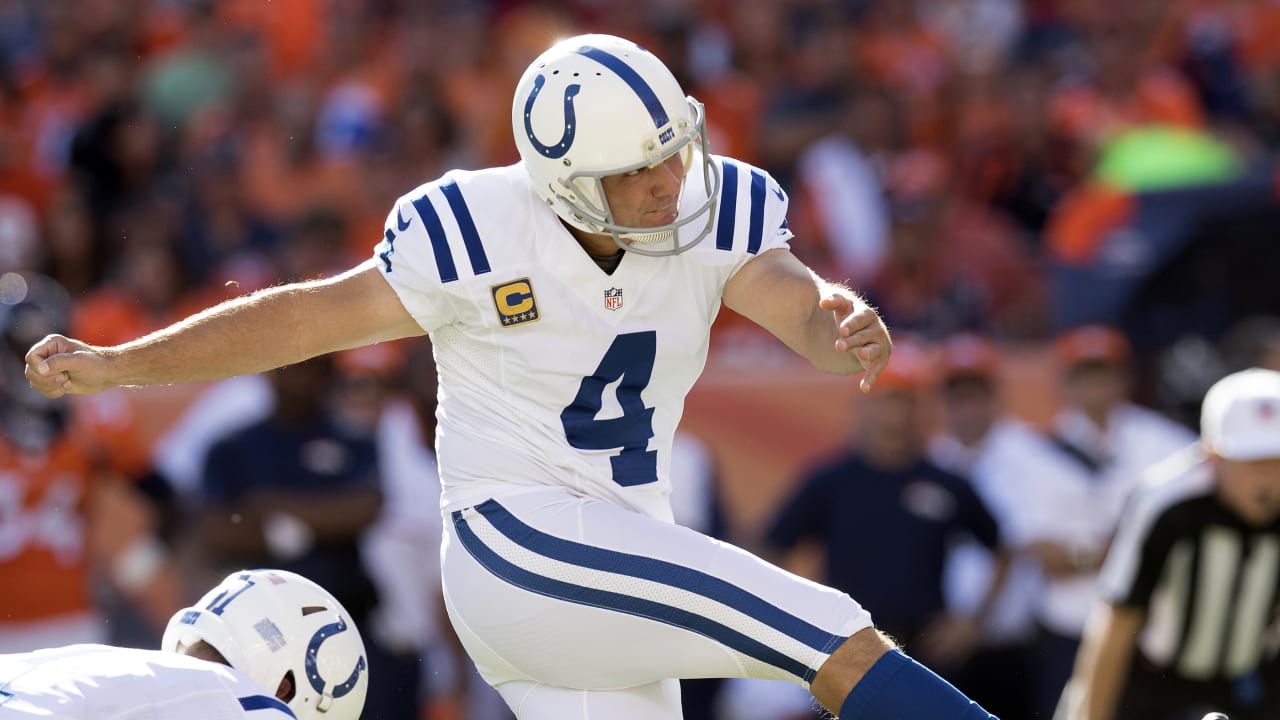 adam-vinatieri-101216