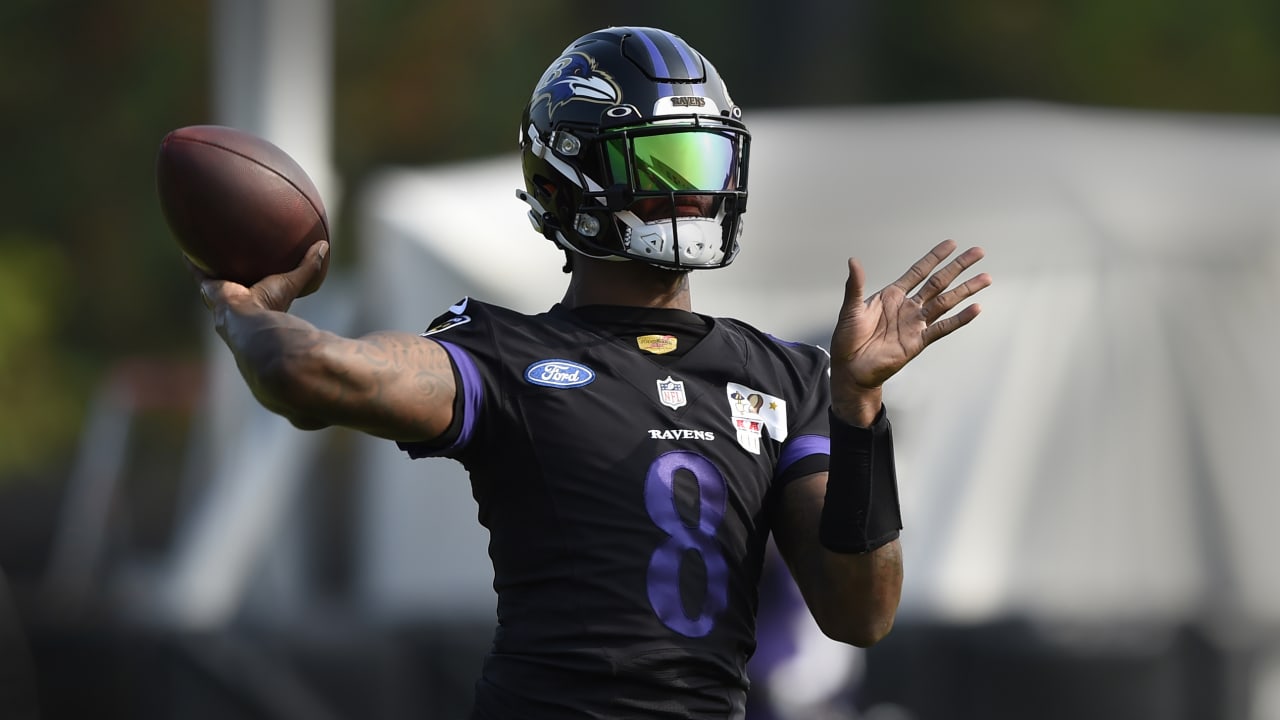 Lamar Jackson won't play vs. Steelers after Ravens place QB on  reserve/COVID-19 list