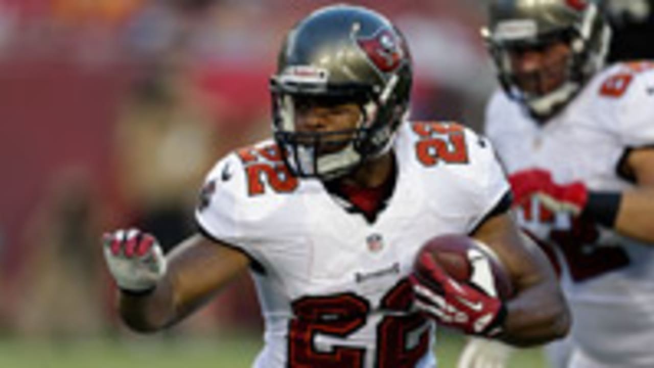 Doug Martin_130819_SL