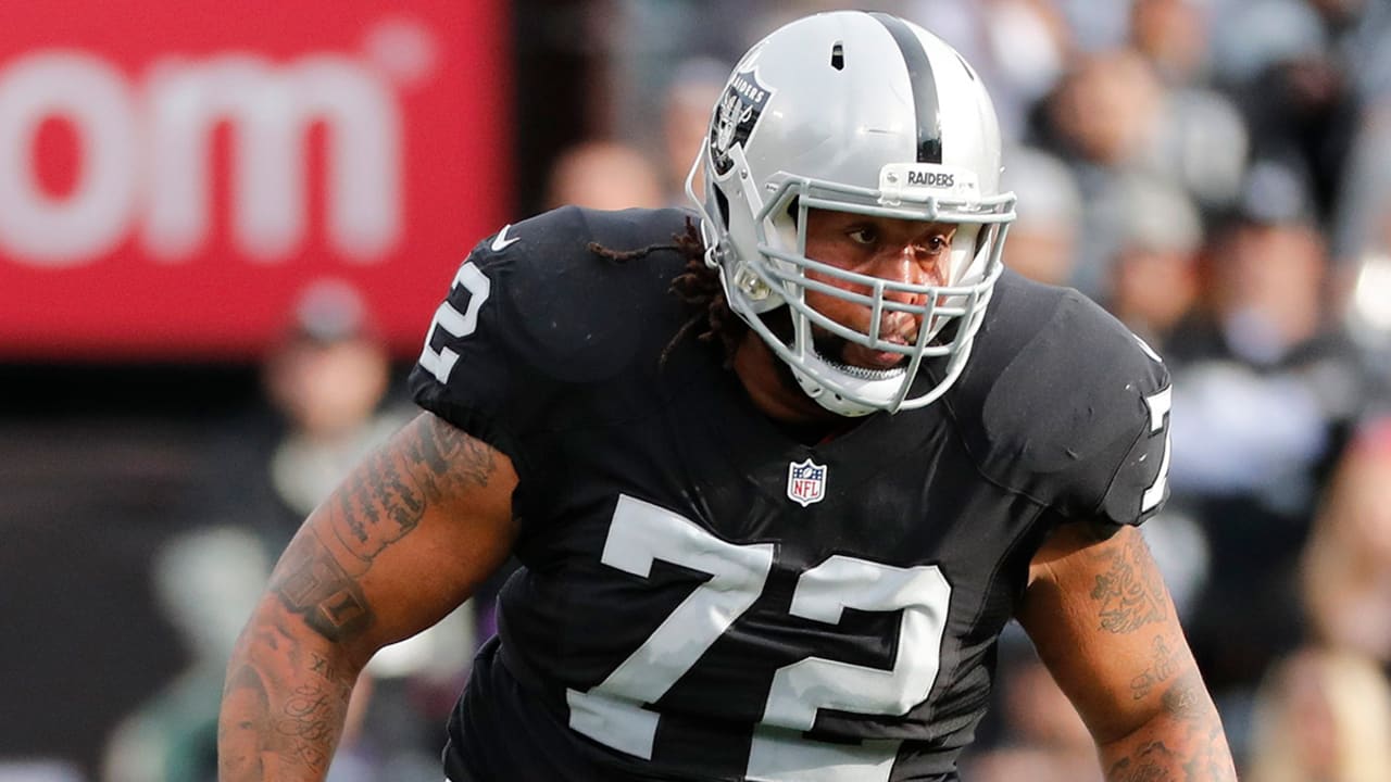 Oakland Raiders tackle Marshall Newhouse visits Buffalo Bills, per