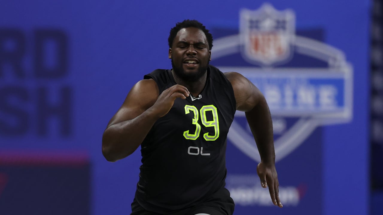 Offensive lineman Nicholas Petit-Frere runs official 5.14-second 40 ...