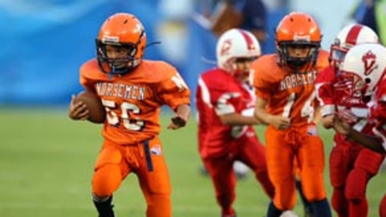 youth-football-090913-evo.jpg