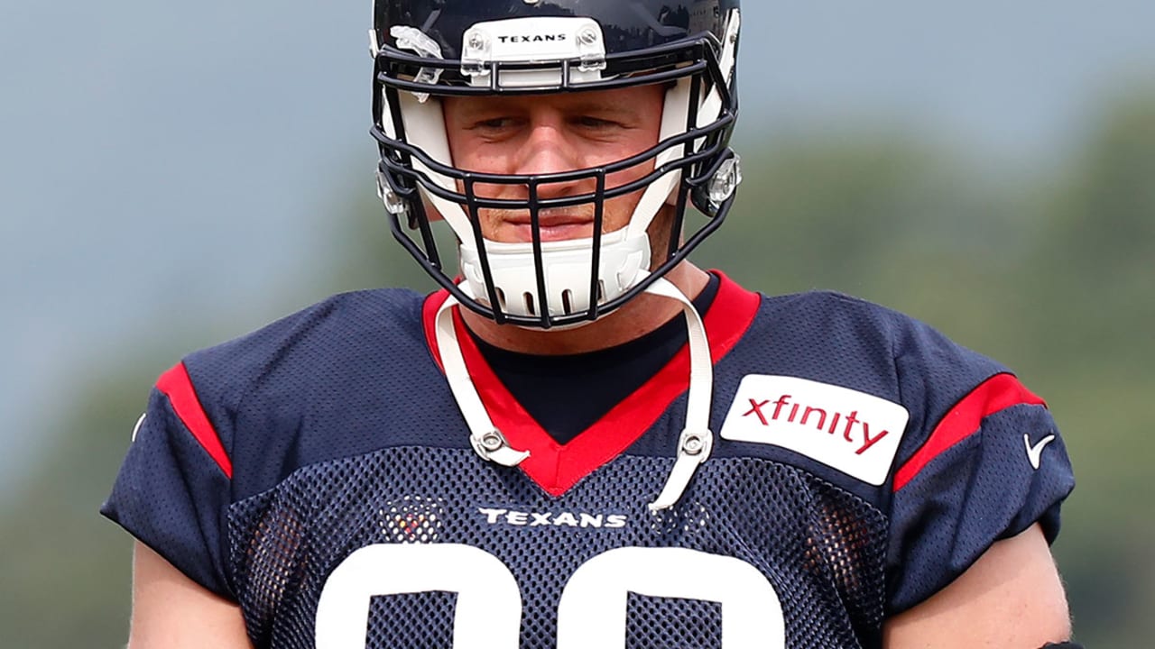 JJ-Watt-170805-sl.jpg