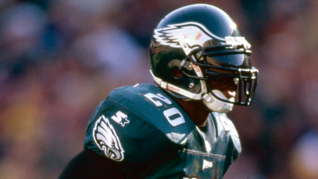 Who is your favorite NFL player to wear a visor? ‘GMFB’