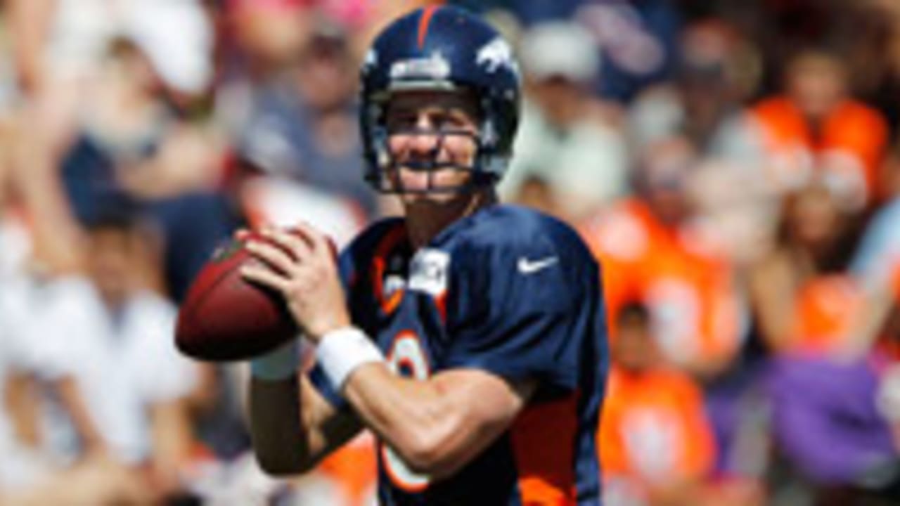 peyton manning_130803_SL