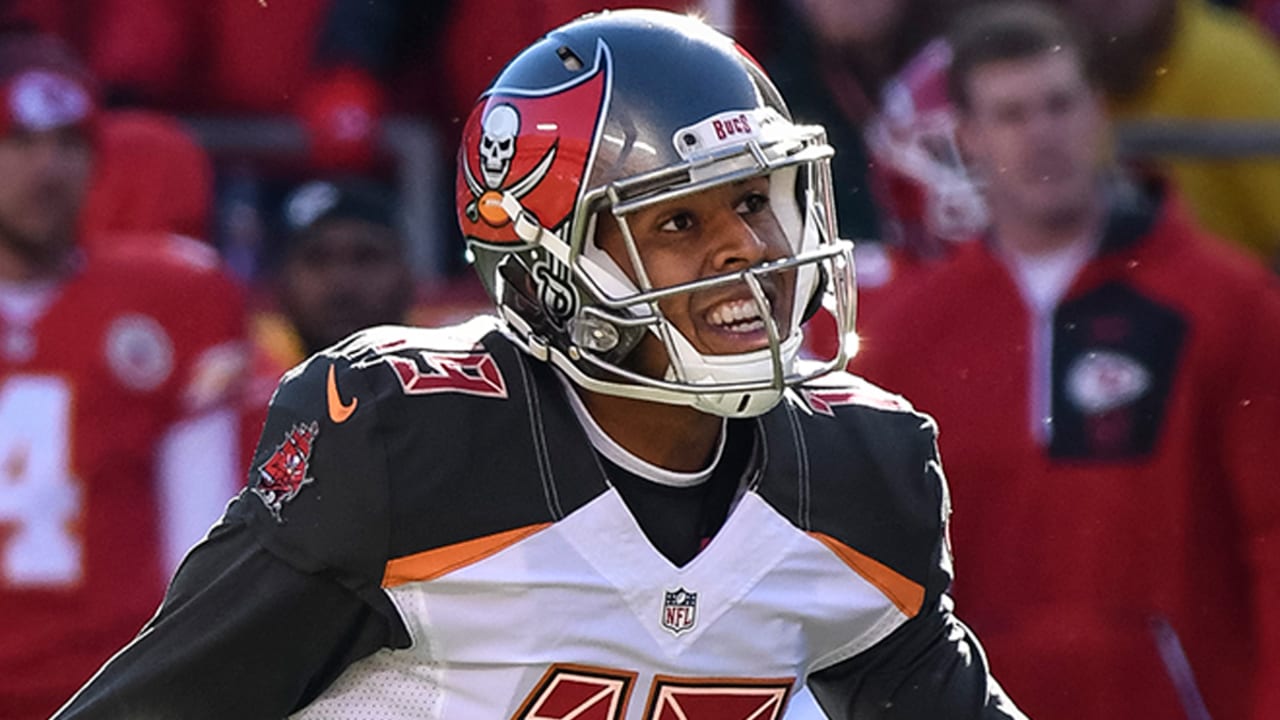 Roberto-Aguayo-161123-sl.jpg