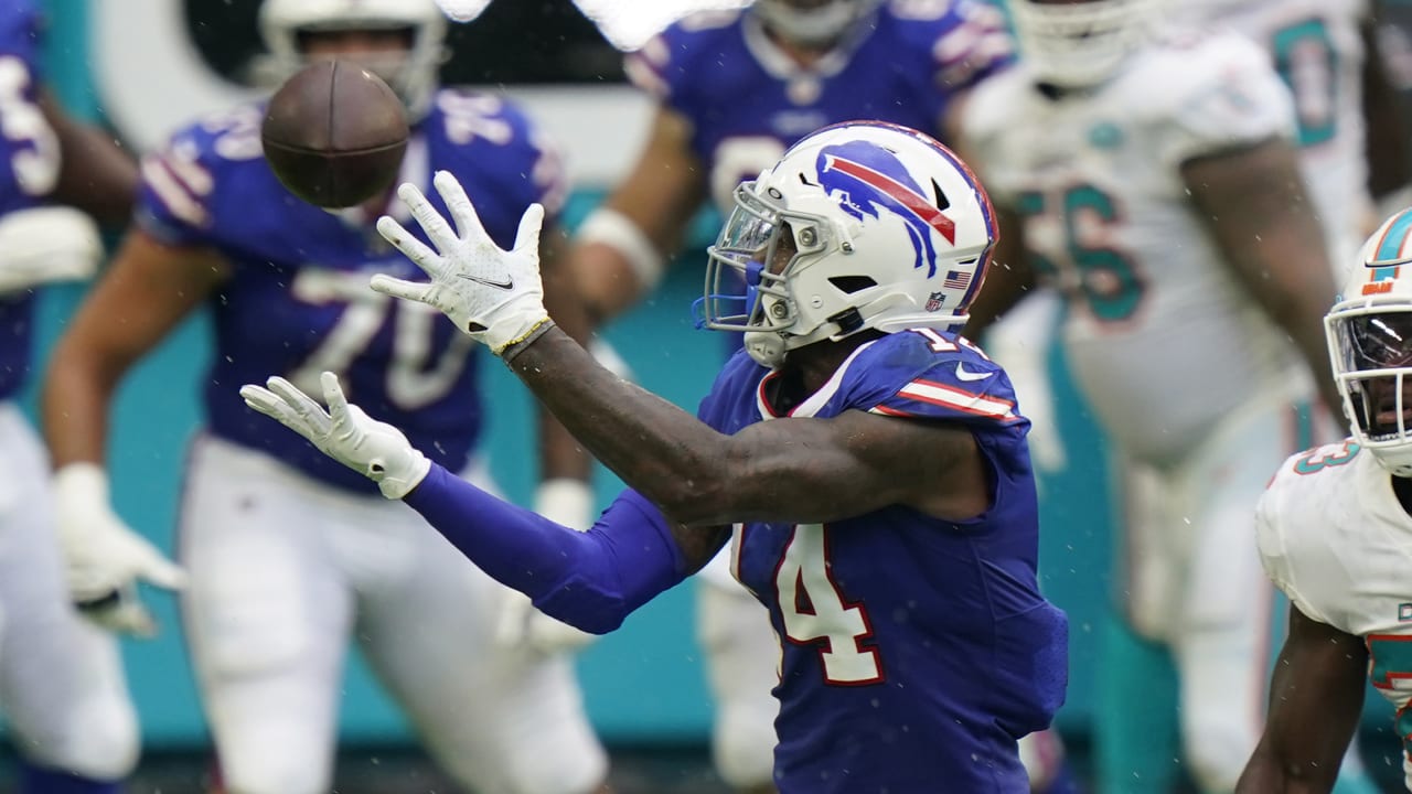 Buffalo Bills quarterback Josh Allen throws a laser to wide receiver