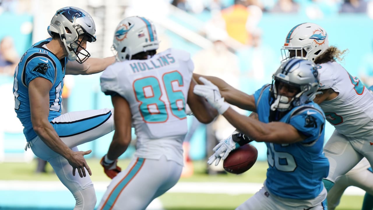 Dolphins sign linebacker Duke Riley