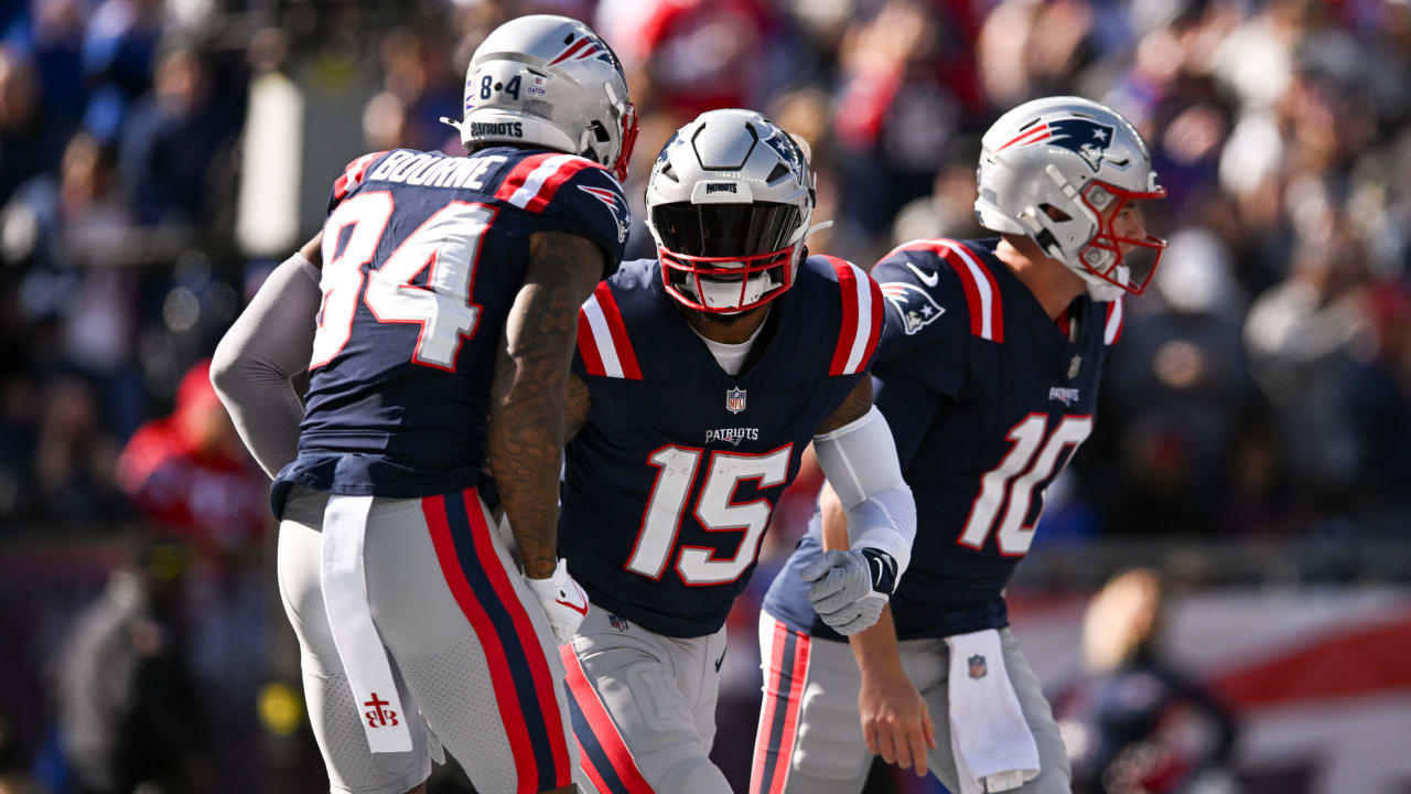 NFL roundup: Patriots upset Bills as Belichick gets 300th NFL win