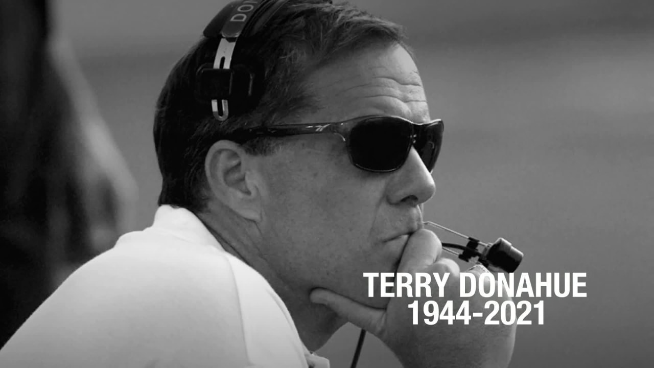 Terry Donahue dies at the age of 77