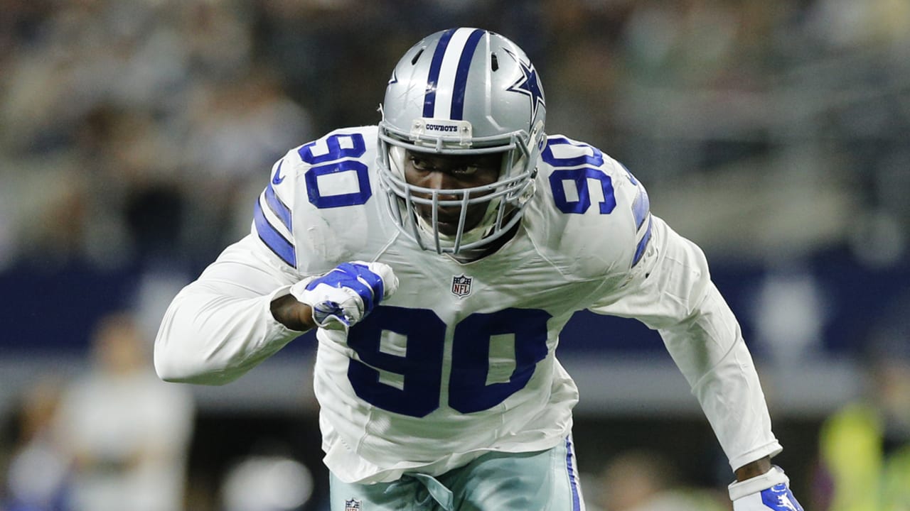 Cowboys DE DeMarcus Lawrence has back surgery