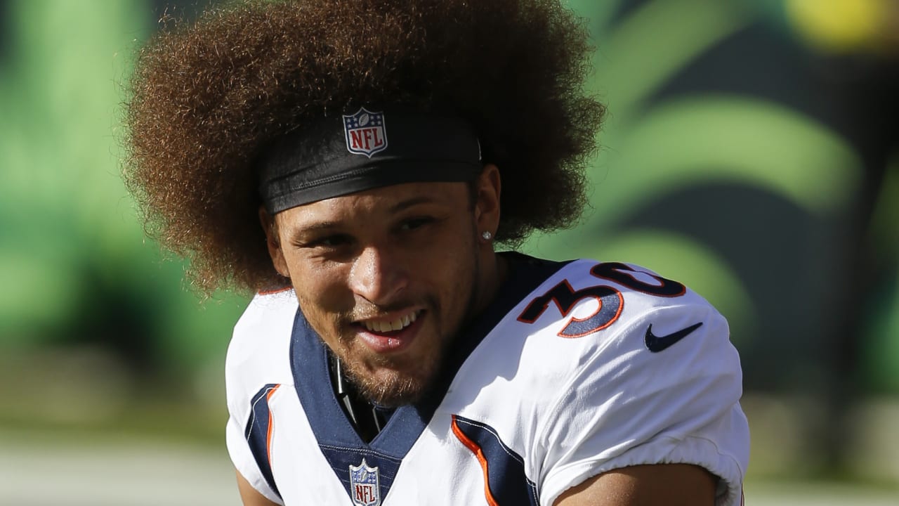 phillip-lindsay-120518
