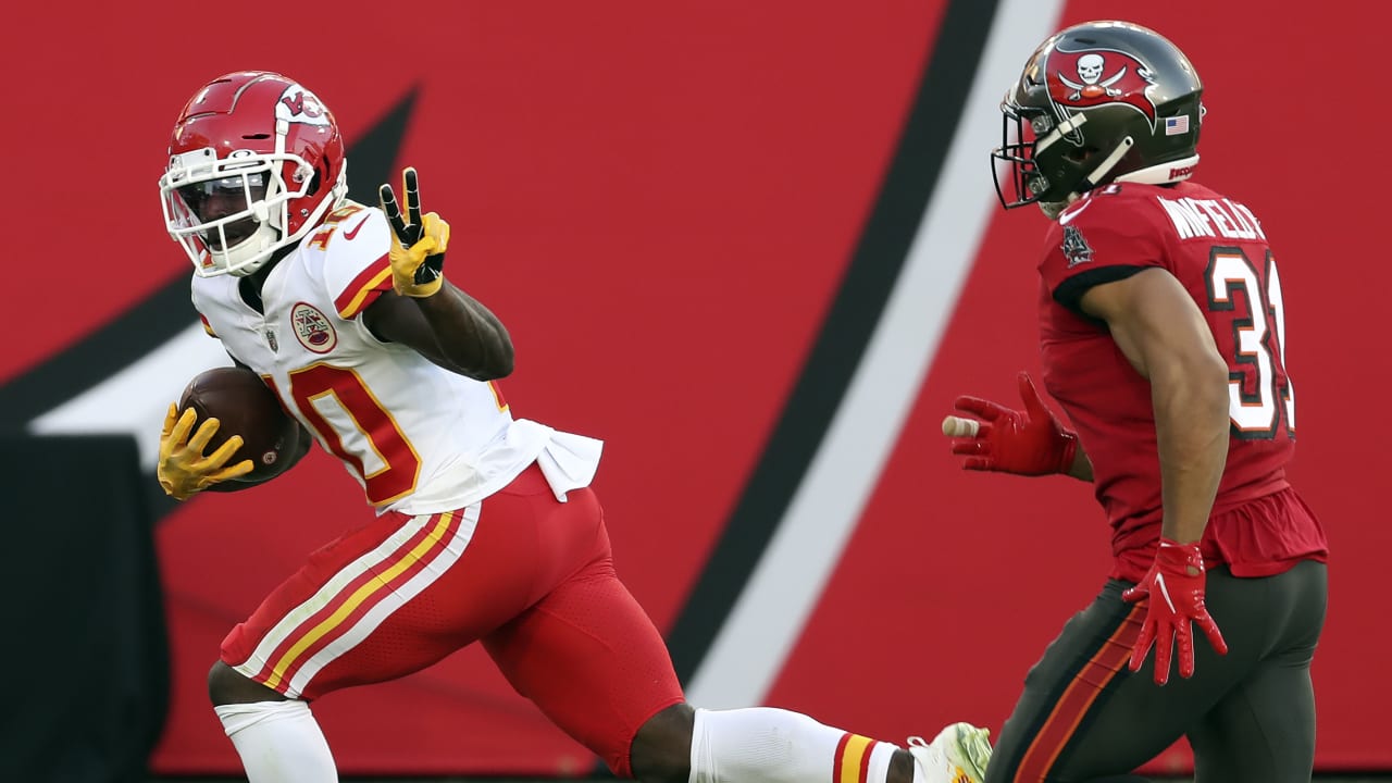 Charitybuzz: Throw a Pass to Tyreek Hill AKA The Cheetah in Kansas City