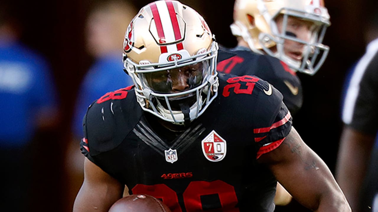 Carlos-Hyde-161014-sl.jpg