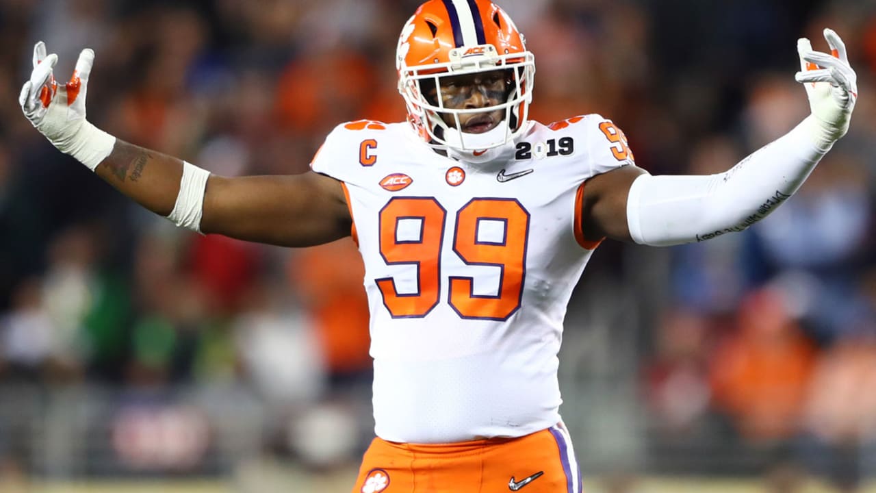 Oakland Raiders select Clelin Ferrell at No. 4 overall