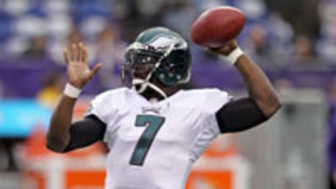 michael-vick-122213-spot.jpg