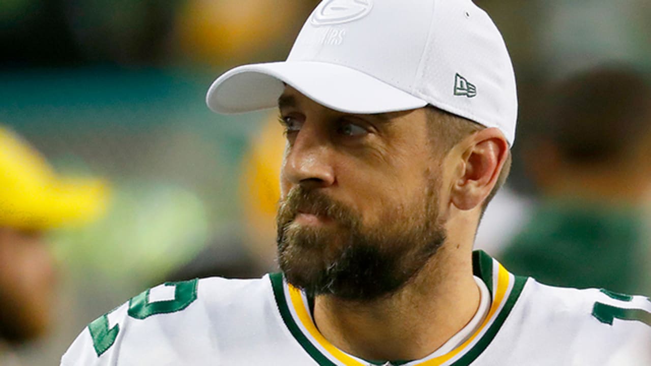 Packers quarterback Aaron Rodgers refutes claims in Bleacher Report  article, calls story a 'smear attack'