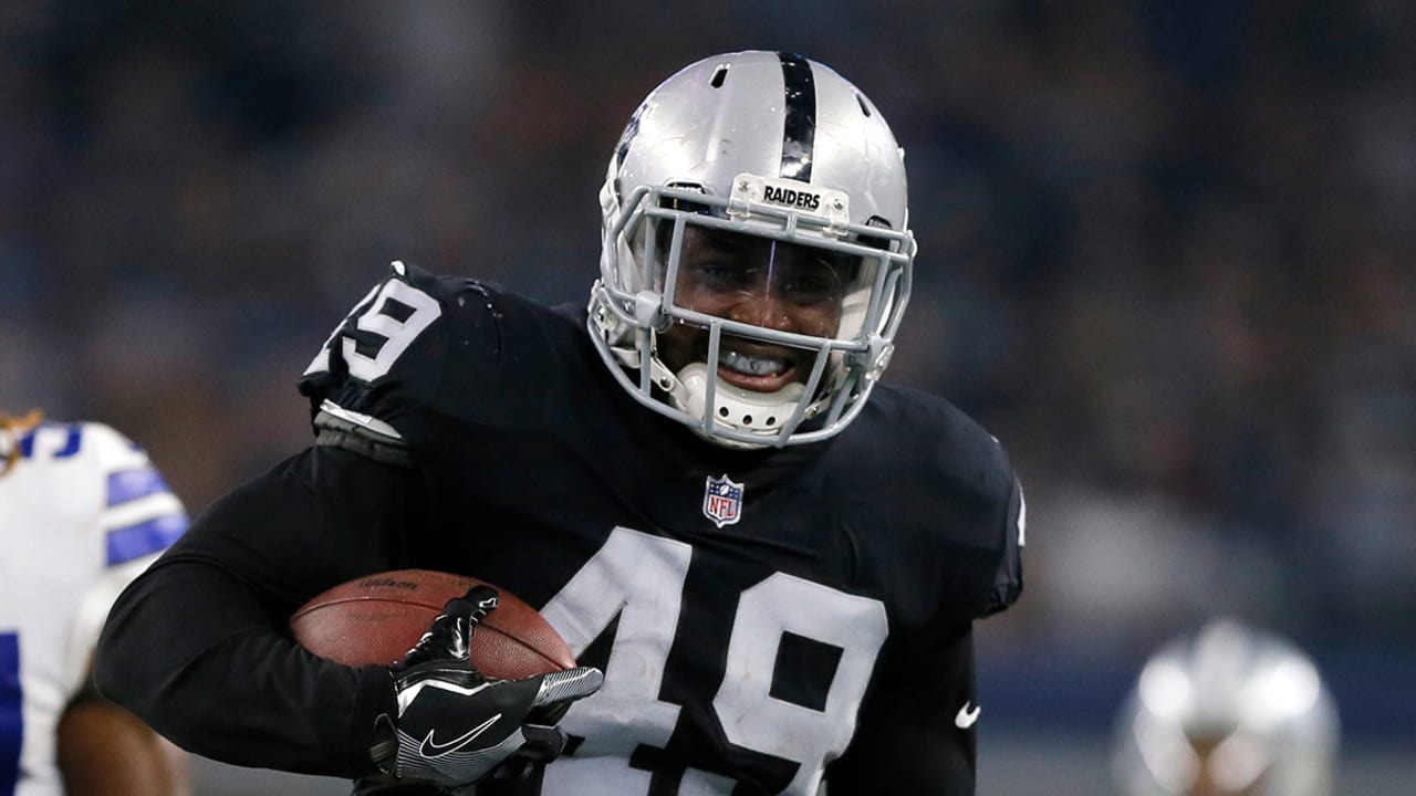 Raiders trading FB Jamize Olawale to Dallas Cowboys