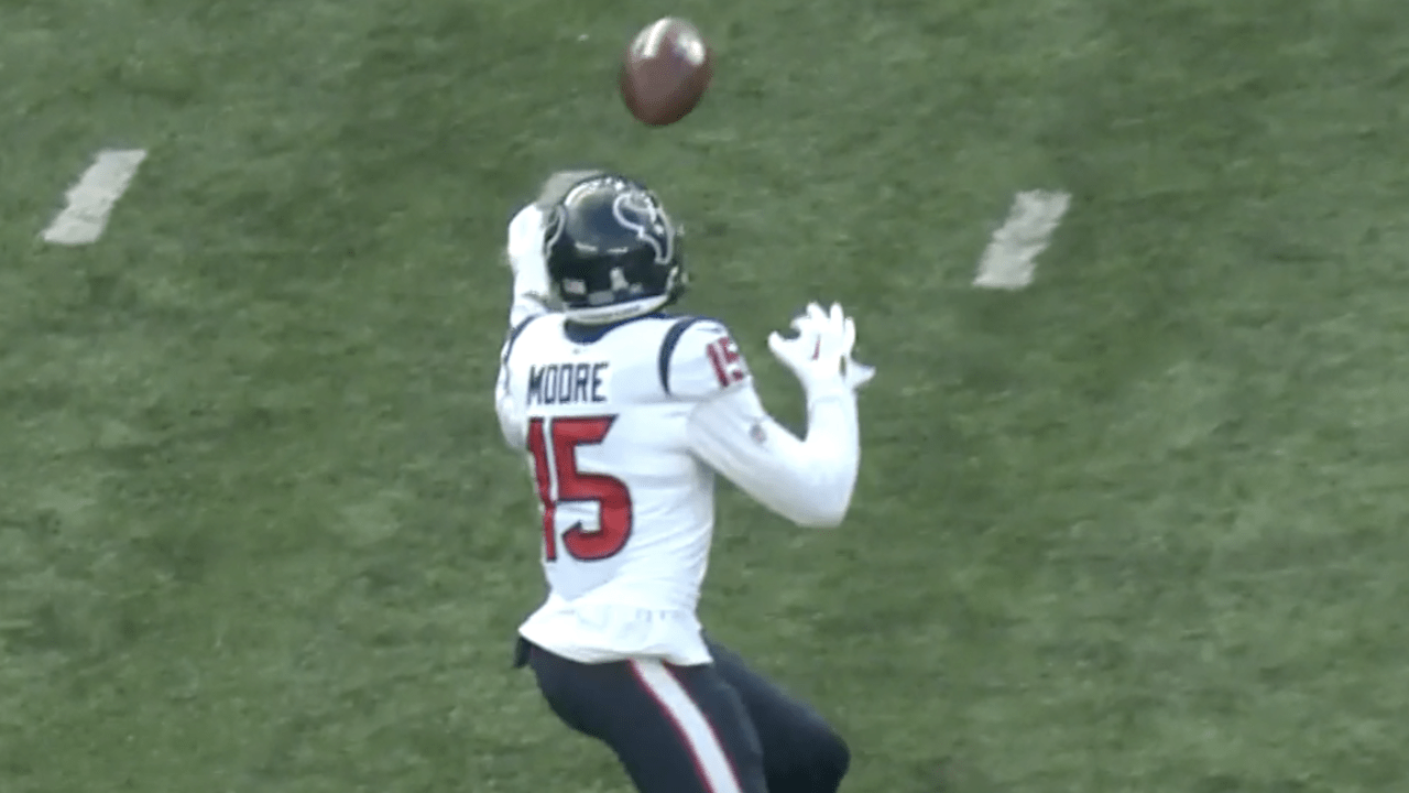 September 18, 2022: Houston Texans wide receiver Chris Moore (15) has the  ball go through his hands in the football game between the Denver Broncos  and Houston Texans at Empower Field Field