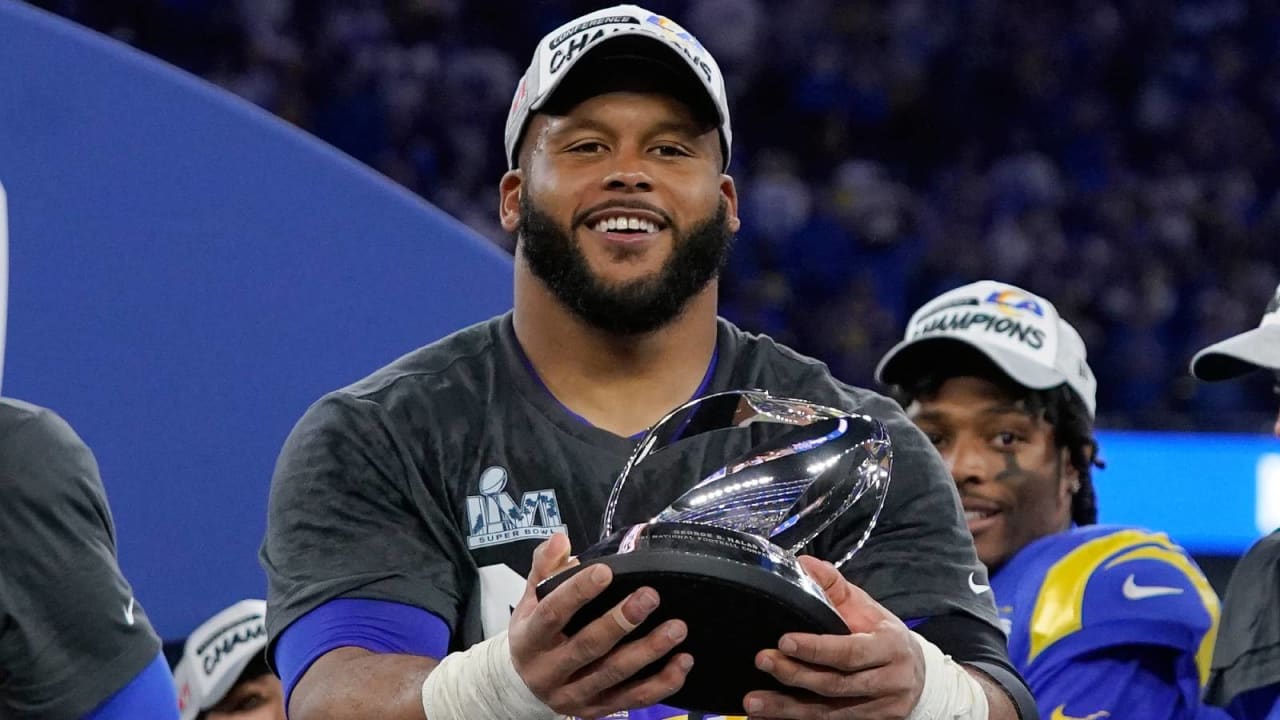 Von Miller thinks 'addictive' feeling of Super Bowl will keep Aaron Donald  from retiring