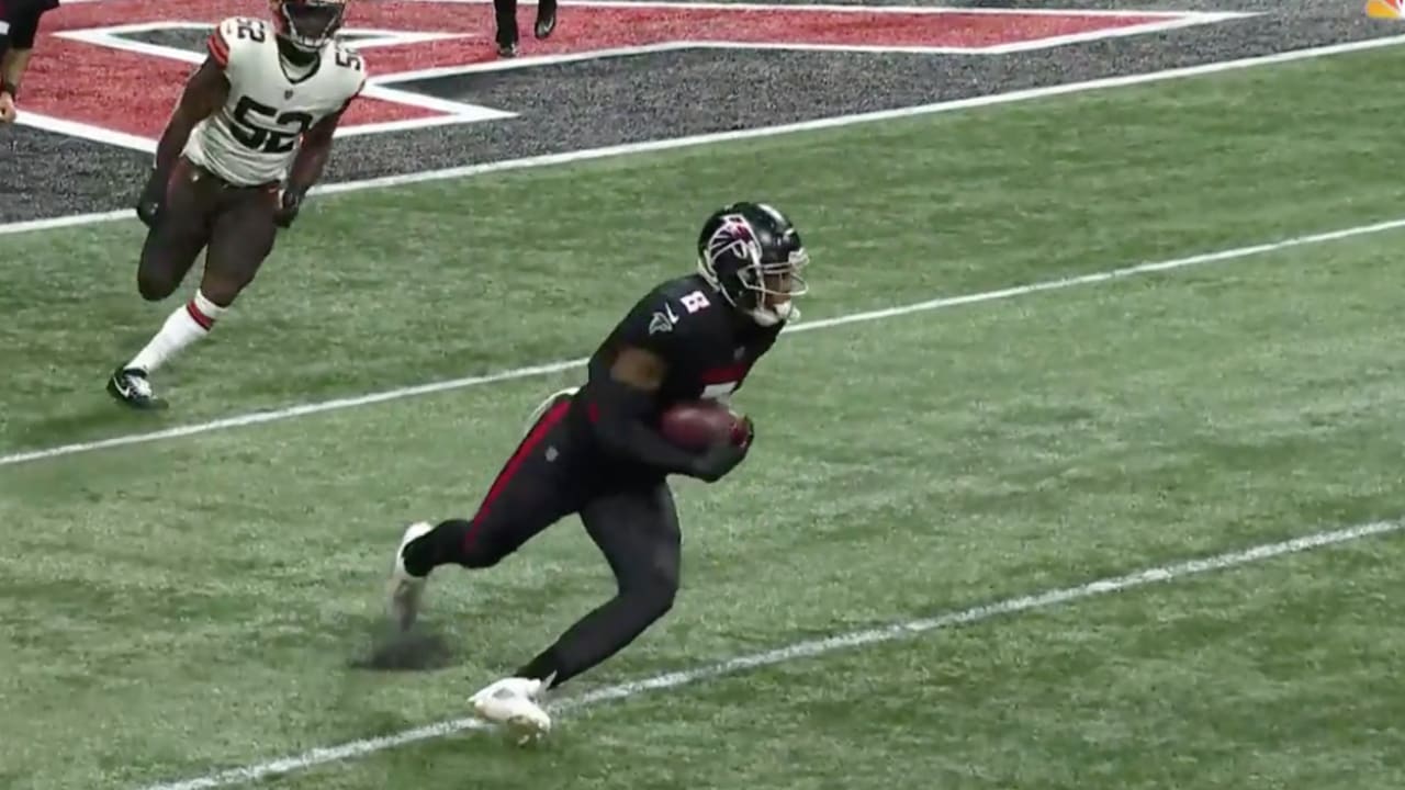 Atlanta Falcons tight end Kyle Pitts breaks loose for an explosive 27-yard  gain on his first catch