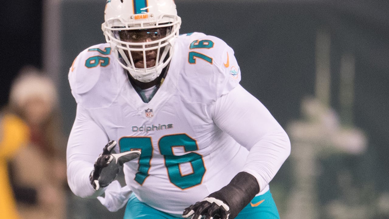 Branden Albert arrives at Jags facility ahead of camp