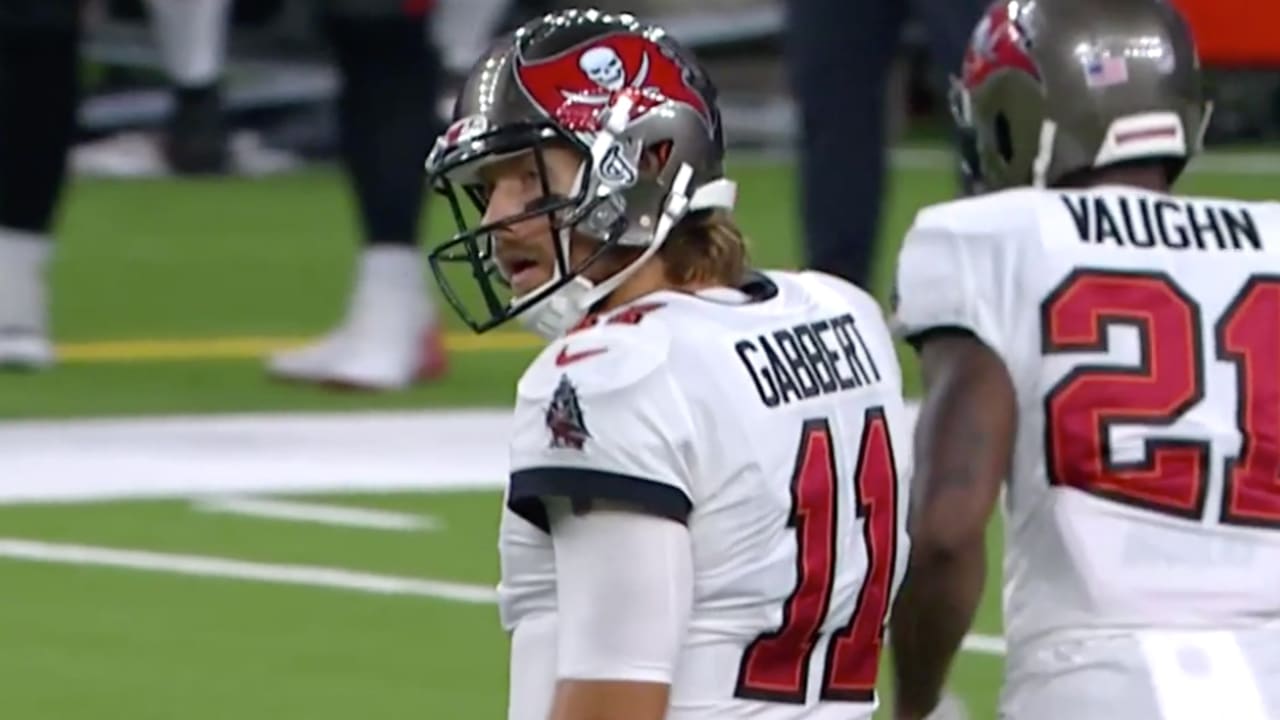 WATCH: Texans S Terrence Brooks picks off Buccaneers quarterback