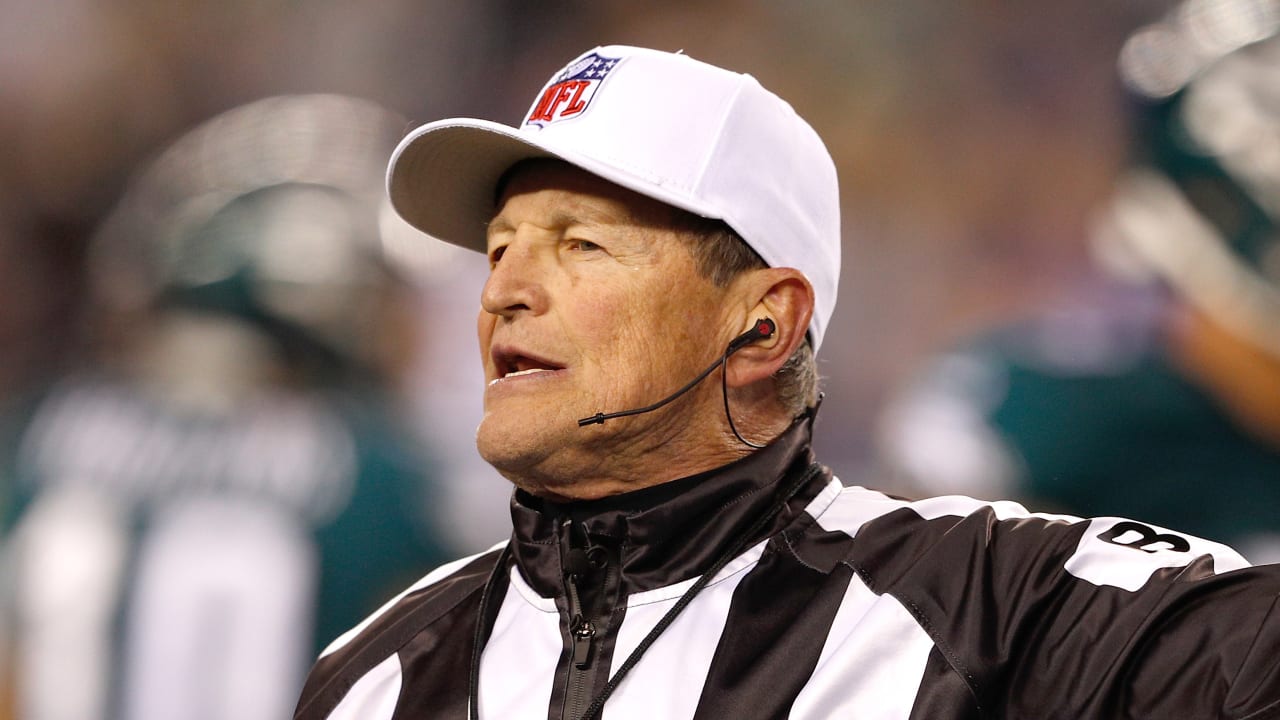 Hochuli on Hall, his son and why full-time officiating talk makes