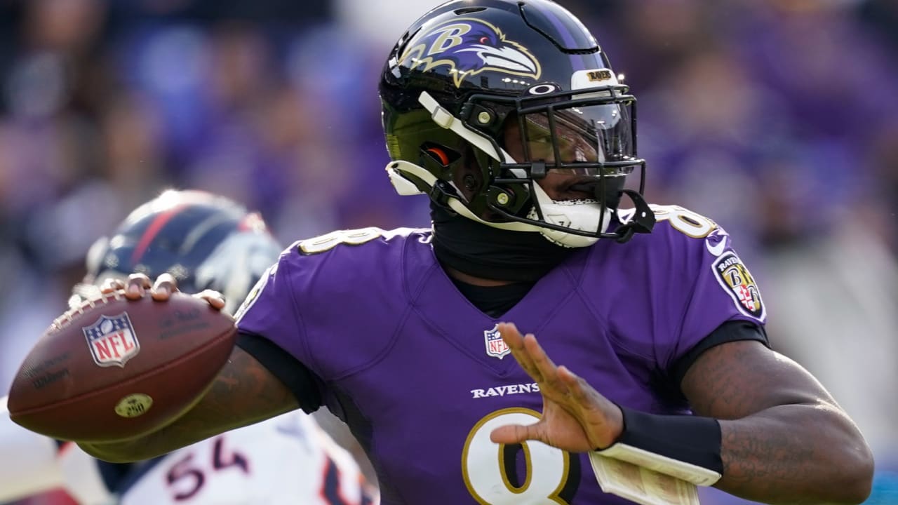 Kevin Oestreicher on X: Lamar Jackson with the Ravens shield