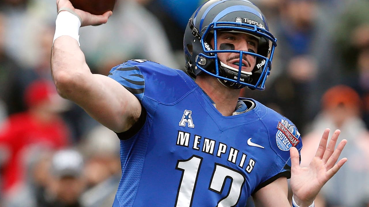 paxton-lynch-123015-sl