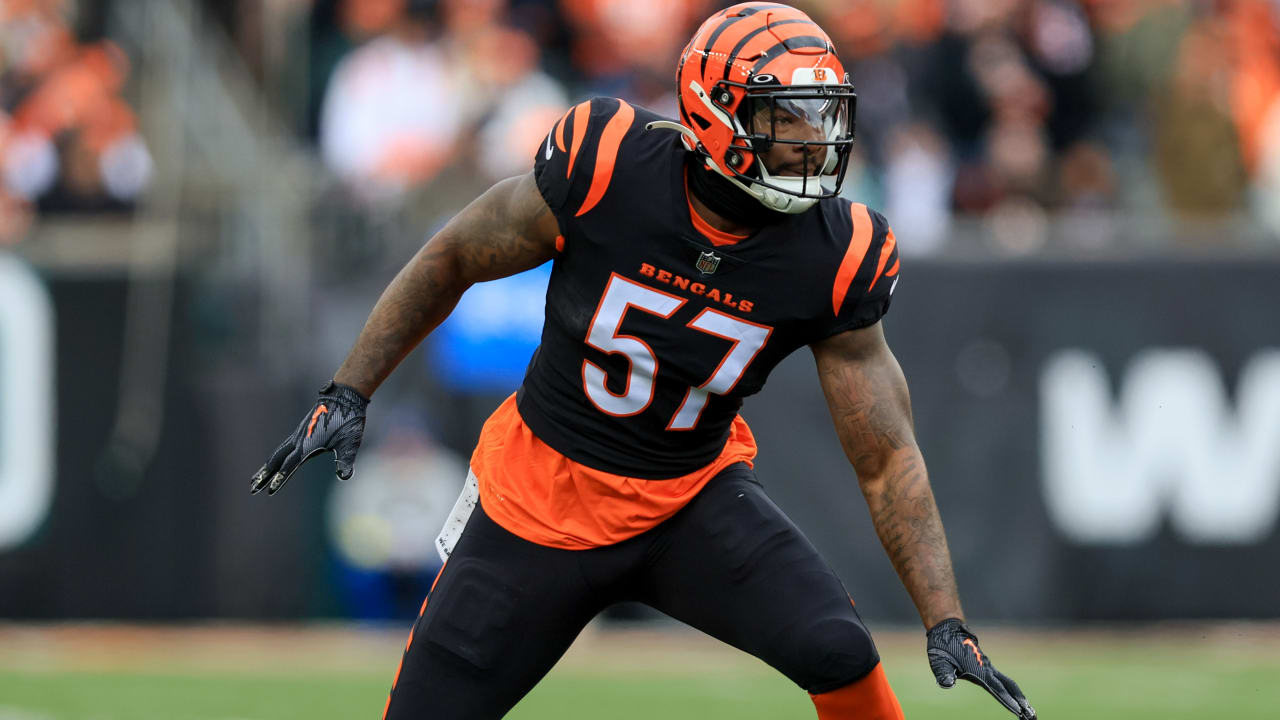 Cincinnati Bengals linebacker Germaine Pratt reacts after sacking