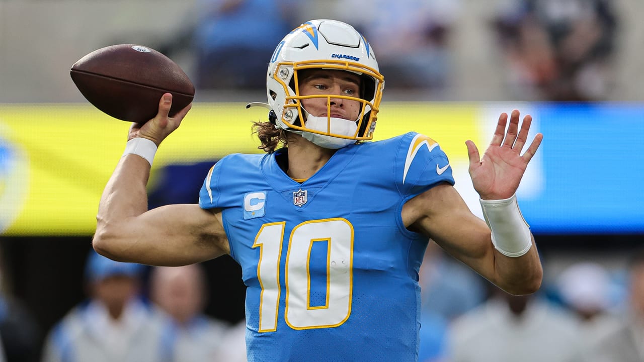 Los Angeles Chargers quarterback Justin Herbert's best throws in his ...