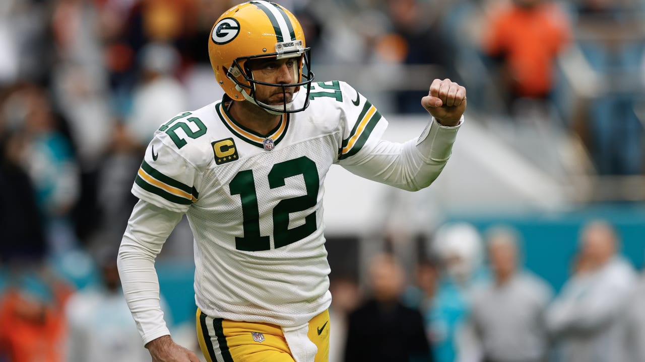 Aaron Rodgers silences critics as Packers take down 49ers