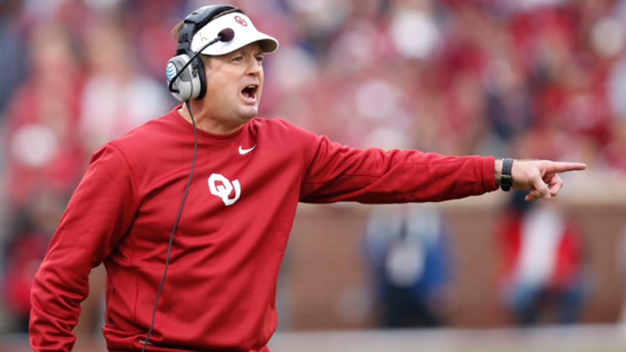 Stoops-Bob-140904-TOS.jpg