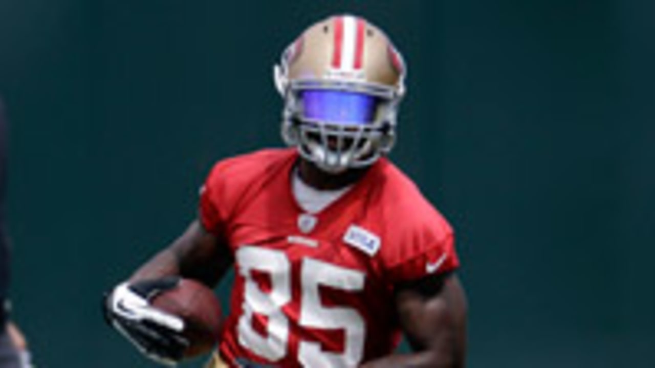 vernon-davis-130731-spot.jpg