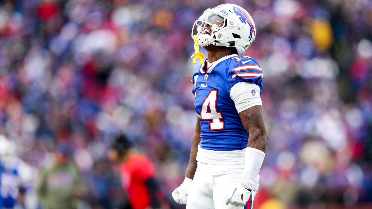 Watch Bills WR Stefon Diggs' make catch, go through table at Pro