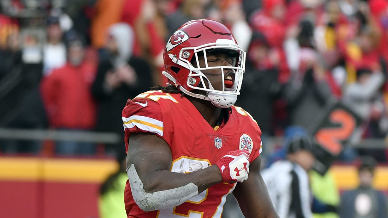 Cleveland Browns sign ex-Chiefs running-back Kareem Hunt on NFL-exempt list