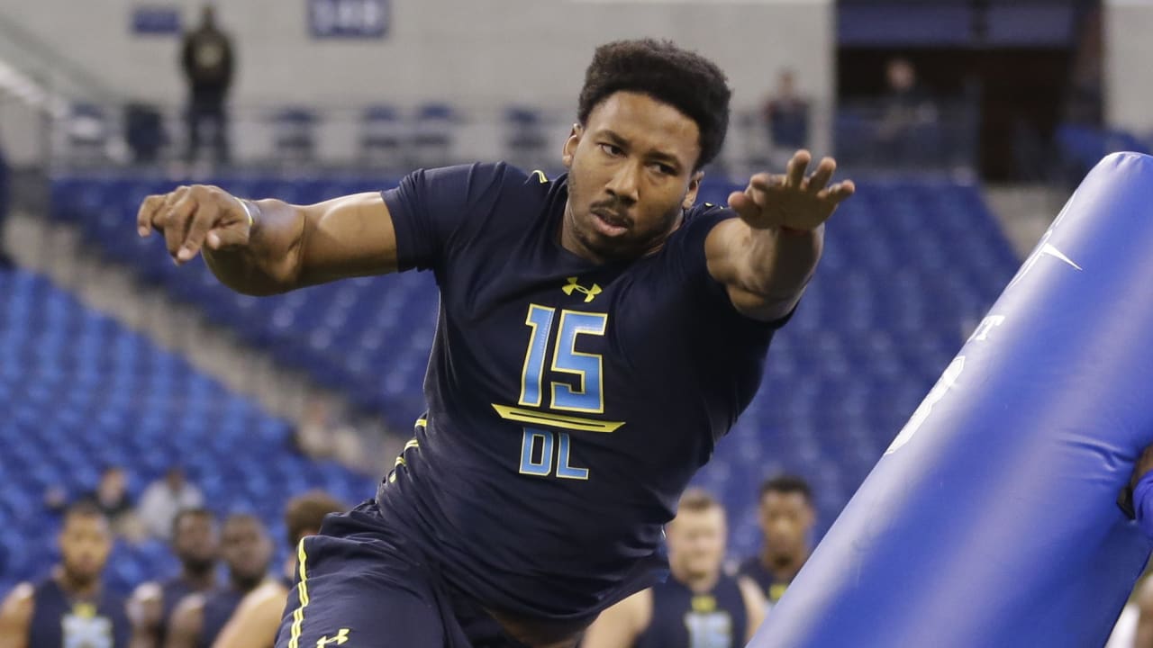 myles-garrett-041017