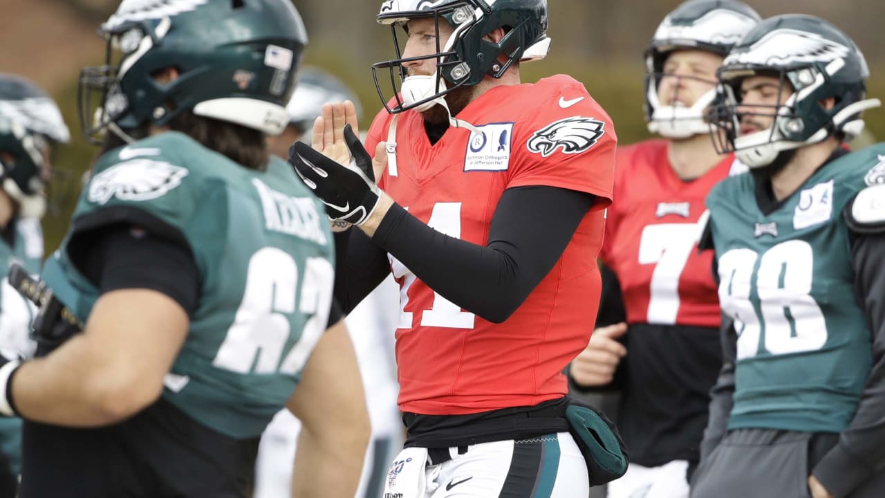 eagles-practice-120619